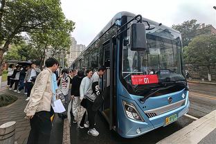 洛杉矶走一趟遭连败！雷霆背靠背两场分别输给湖人和快船